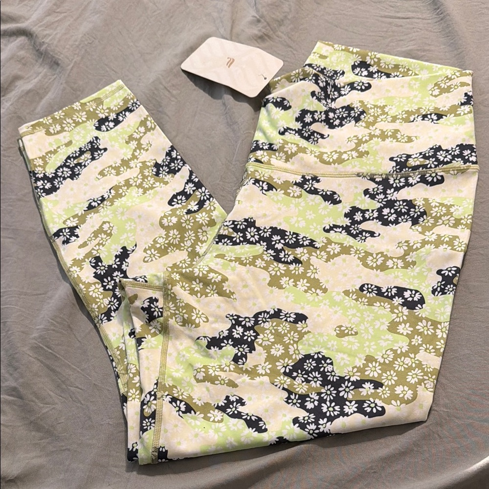 Fabletics Ultra High-Waisted Pureluxe 7/8 Floral Camouflage Leggings